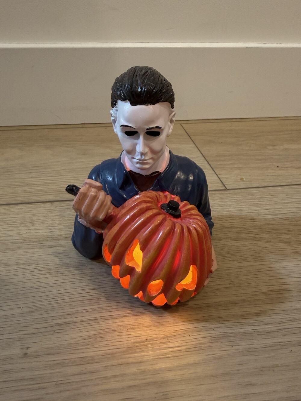Michael Myers LED Light Up Ceramic Statue